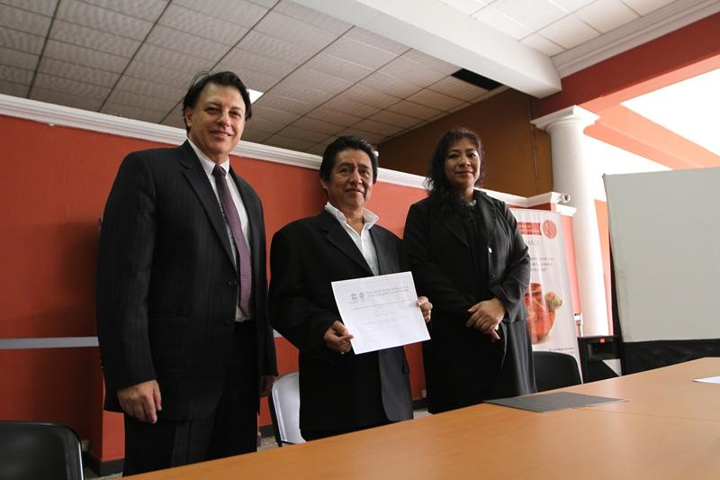 El Titular de Cultura y Deportes recibió el Certificado de Inscripción del Ceremonial de la P´aach, por UNESCO.